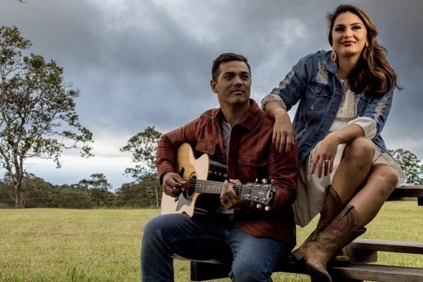 Kala'e + Kalena, Premier Hawaiian Country Duo